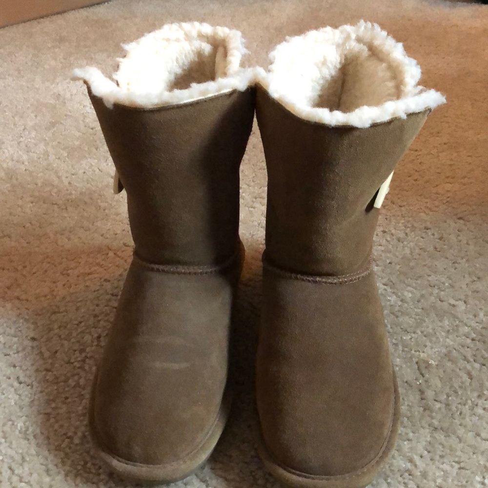 BearPaw Brown Boots